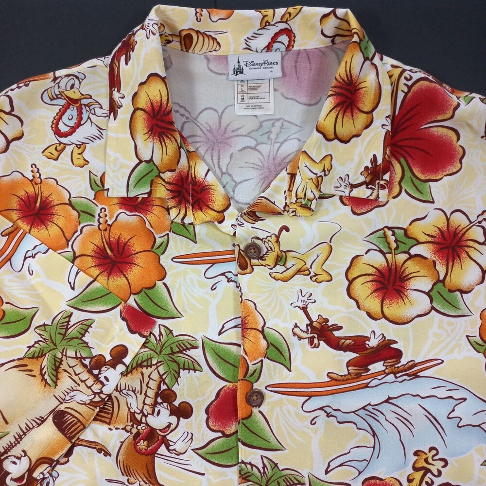 Disney Parks Hawaiian Shirt Mens Medium M Mickey Goofy Surfing Rayon Aloha